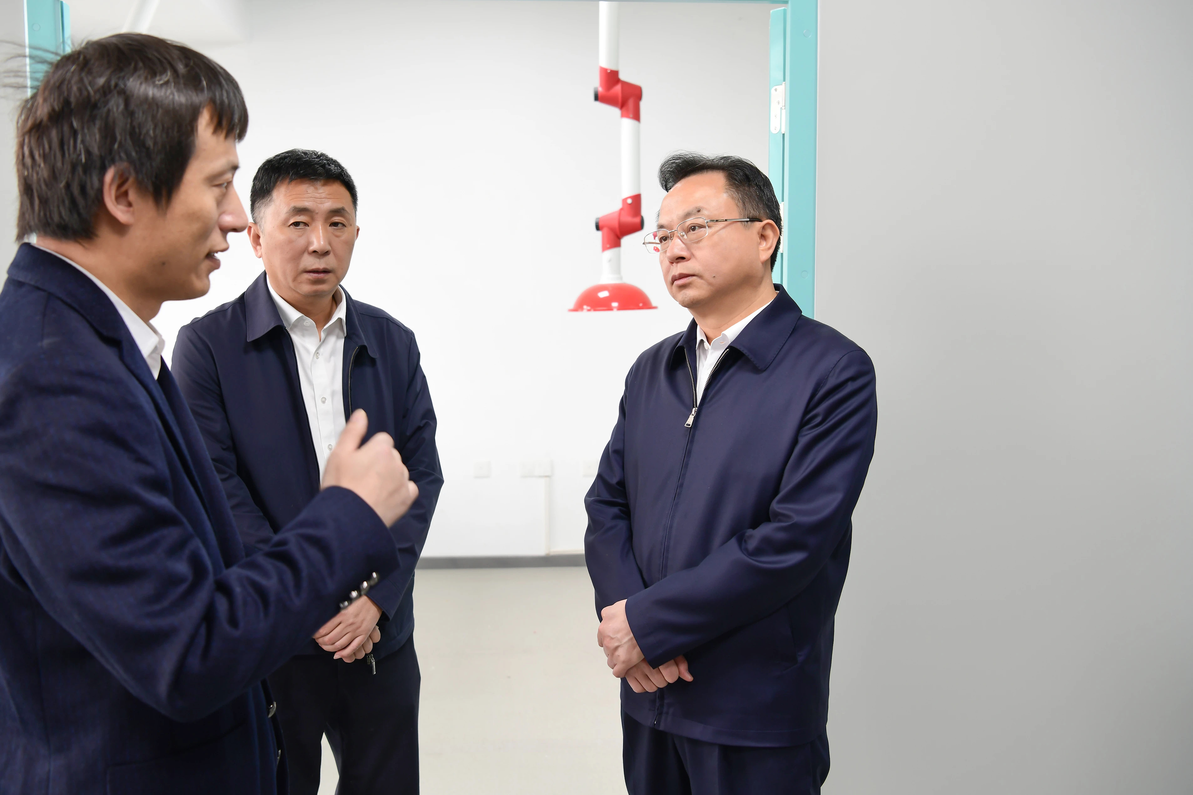孙兵调研科技创新平台建设工作(2025/4/8 14:42:34)